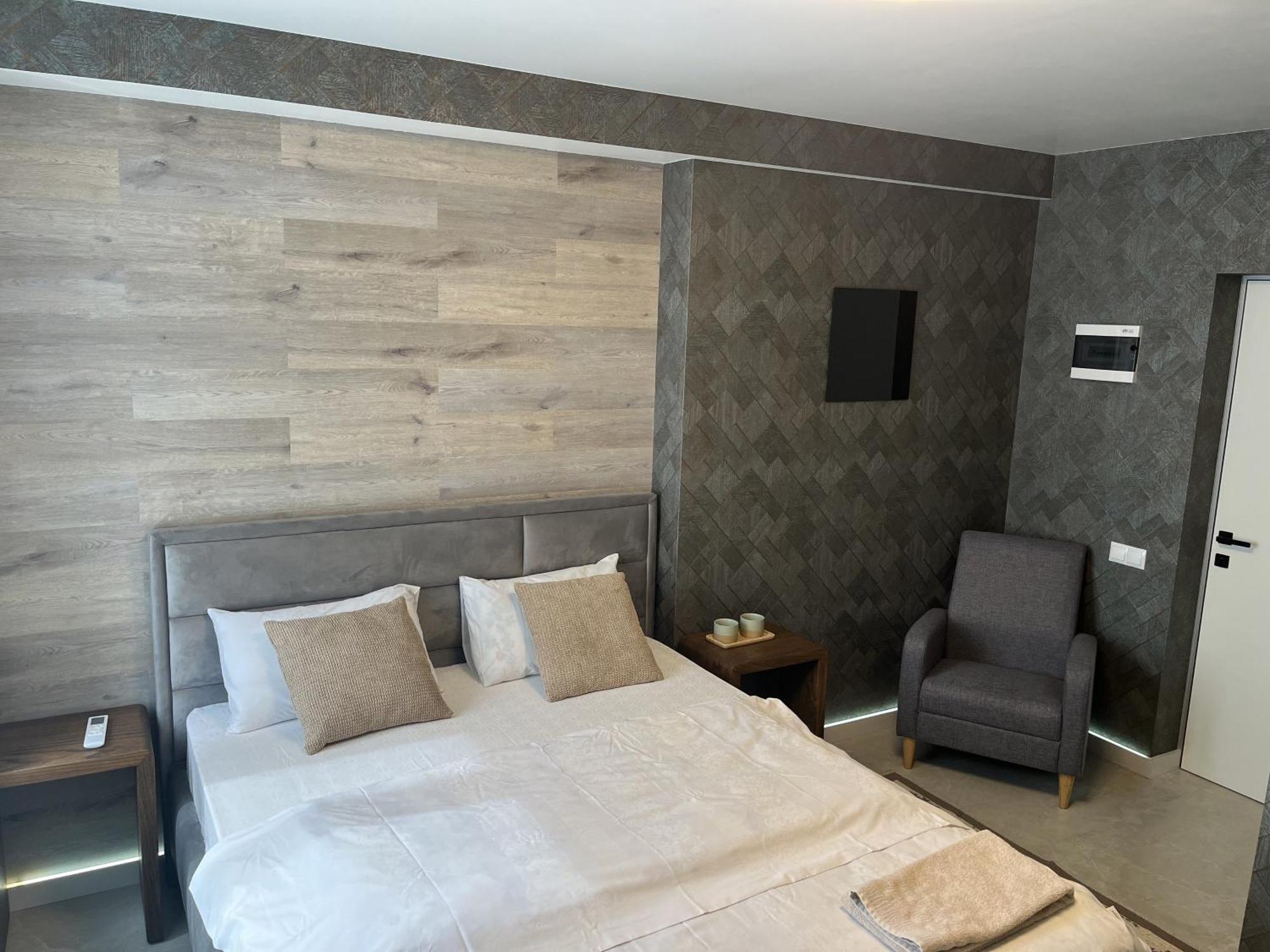 77/5 Hotel Kisinyov Kültér fotó